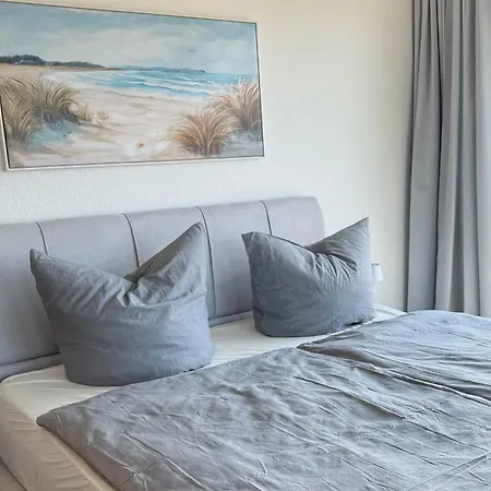 Zentrale Penthouse Mit Goldstadtblick Apartament